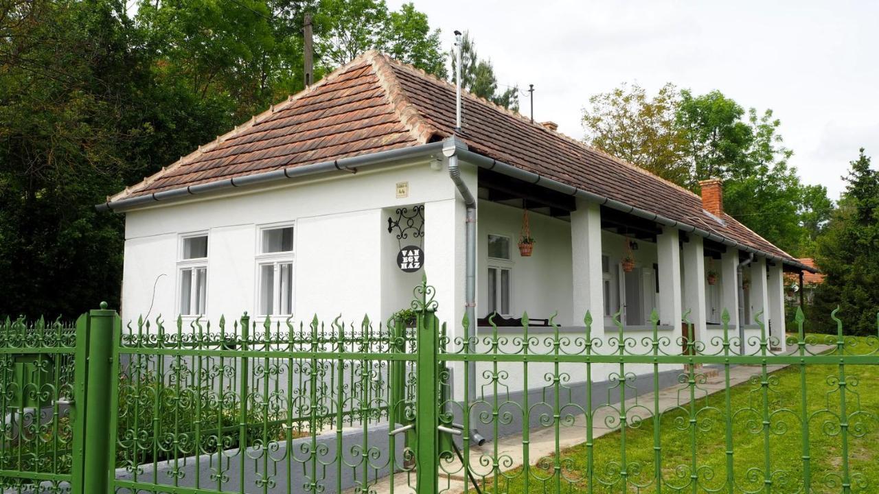 Van egy ház Villa Erdohorvati Kültér fotó